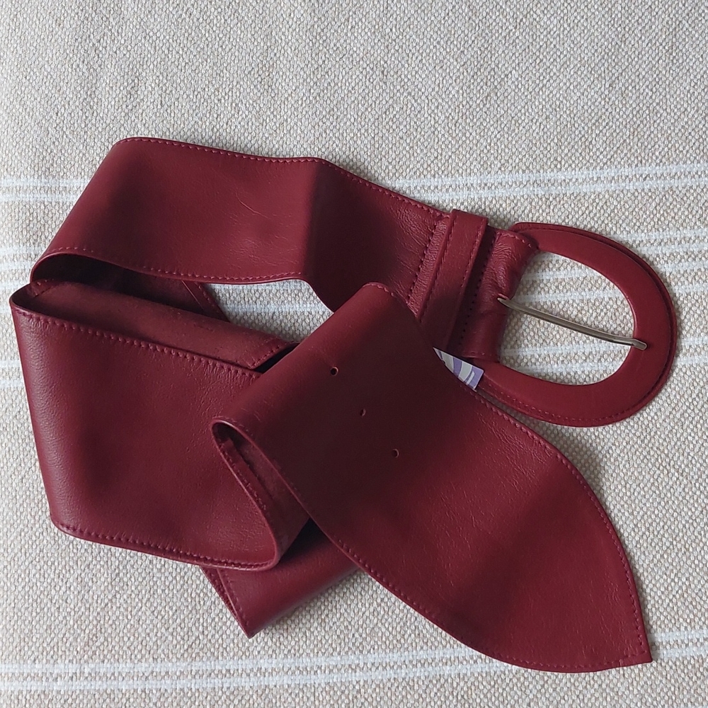 Gorgeous Italy Made Leather Belt NWT